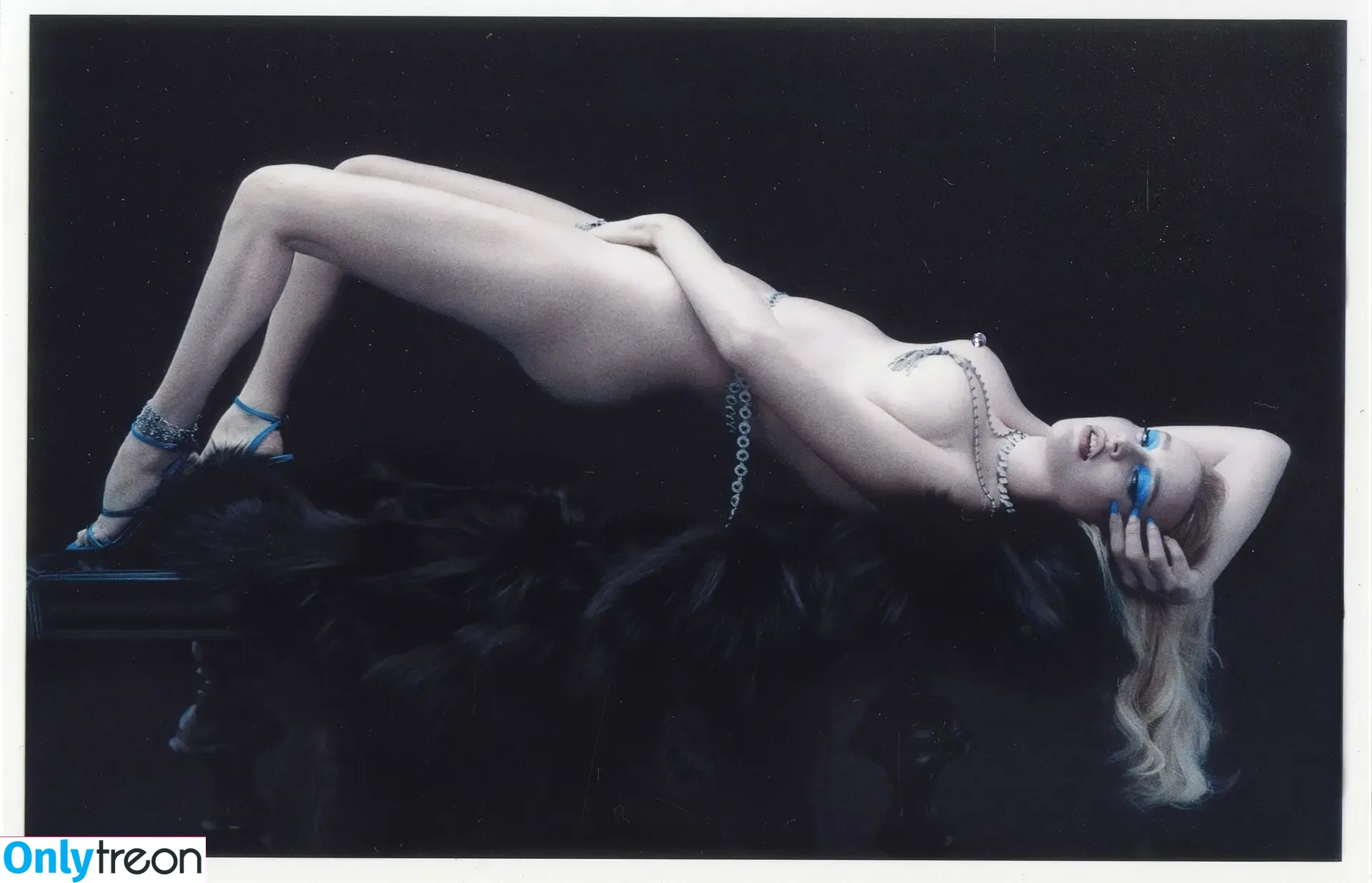 Kim Petras nude photo #0093 (kimpetras)