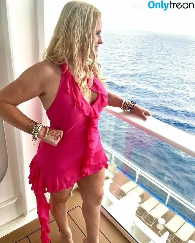 Kim Shafer nude photo #0011 (teapartee1)