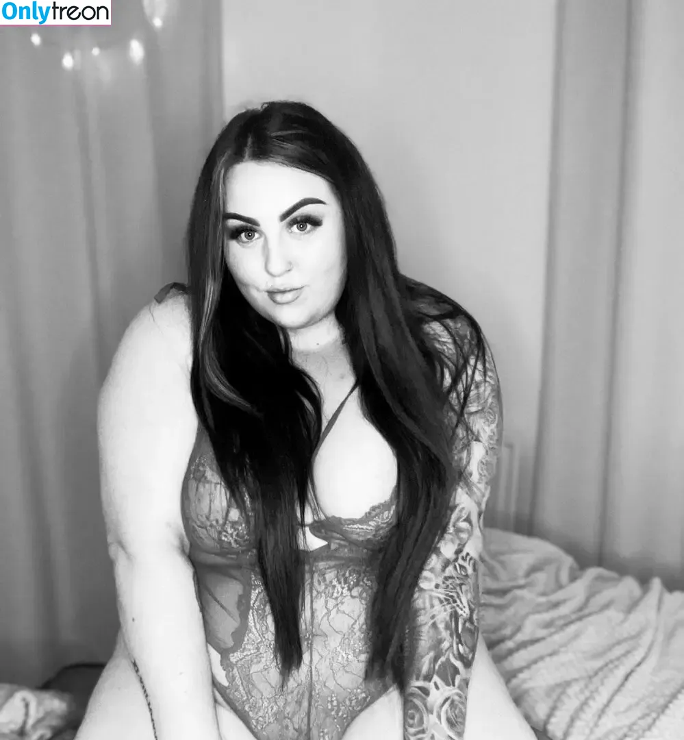 Kimberley nude photo #0020 (kimberleylouxo / kimmy_kimberley)