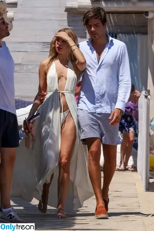 Kimberley Garner / kimberleygarner nude photo #0766