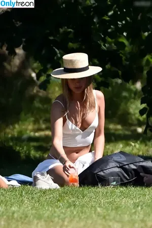 Kimberley Garner / kimberleygarner фото голая #0795