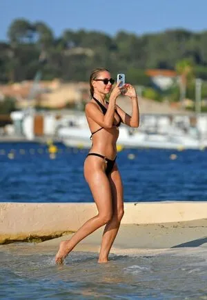 Kimberley Garner / kimberleygarner фото голая #0263