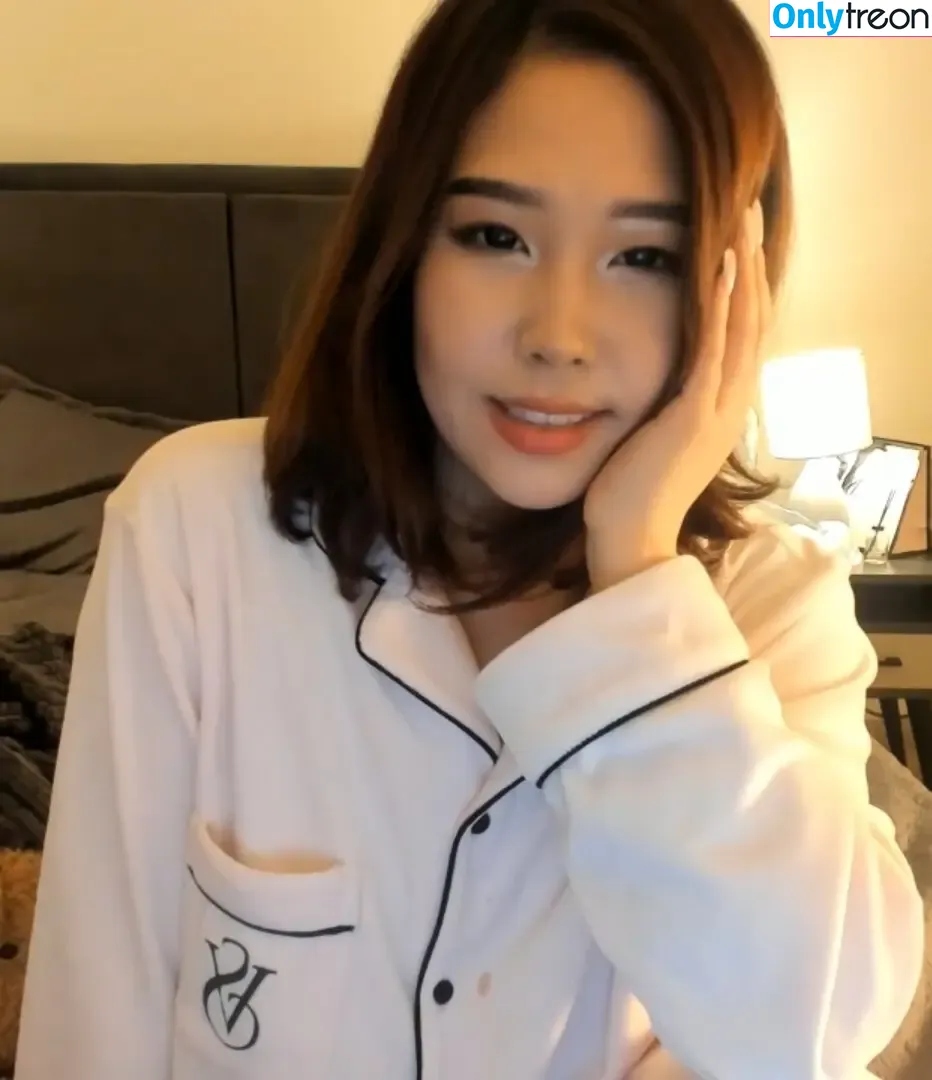 Kimi_kay nude photo #0009 (Kimi_kay)