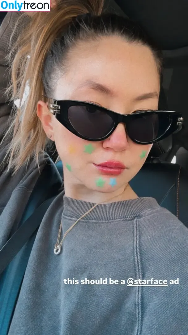 Kimiko Glenn голая photo #0153 (kimikoglenn)