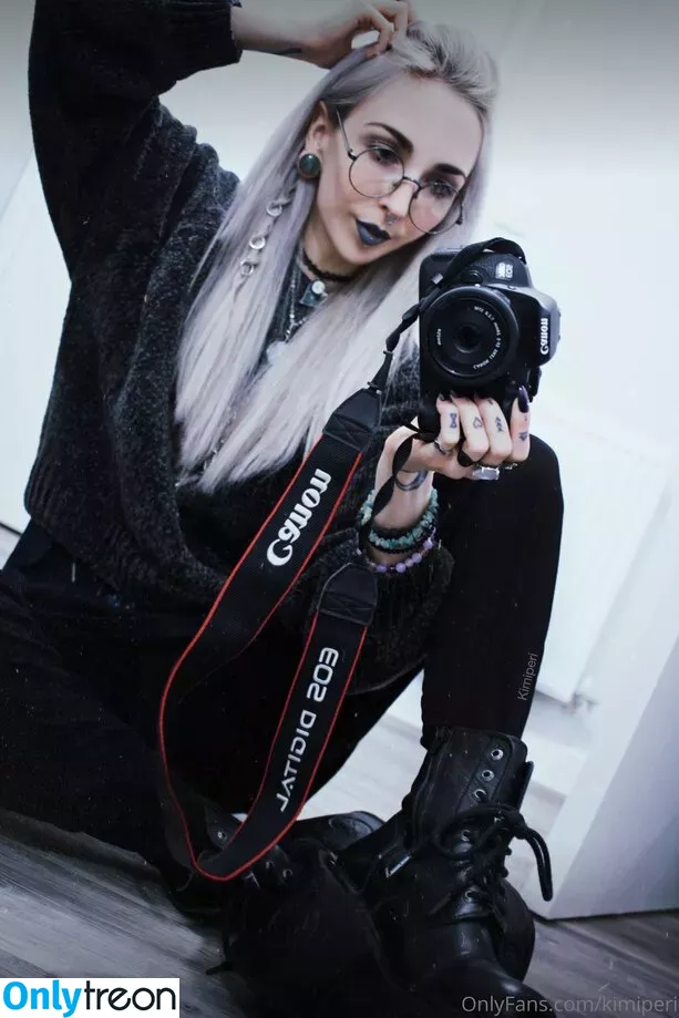 Kimiperi nude photo #0021 (Kimiperi)