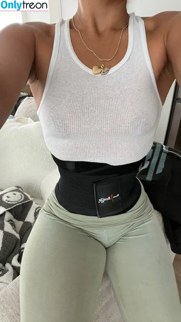 kimjohansson nude photo #0056 (kimisdeliveryservice)