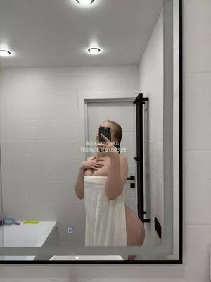 kimkilwhan21 / alislexuslife / kimkilwhan / kimkilwhan211 / lexuslife nude photo #0315
