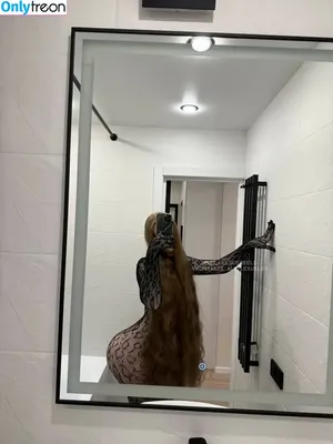 kimkilwhan21 / alislexuslife / kimkilwhan / kimkilwhan211 / lexuslife nude photo #0685