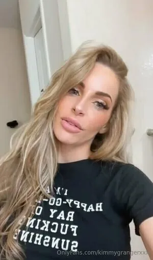 kimmygrangerxxx / strangerthangranger nude photo #0340