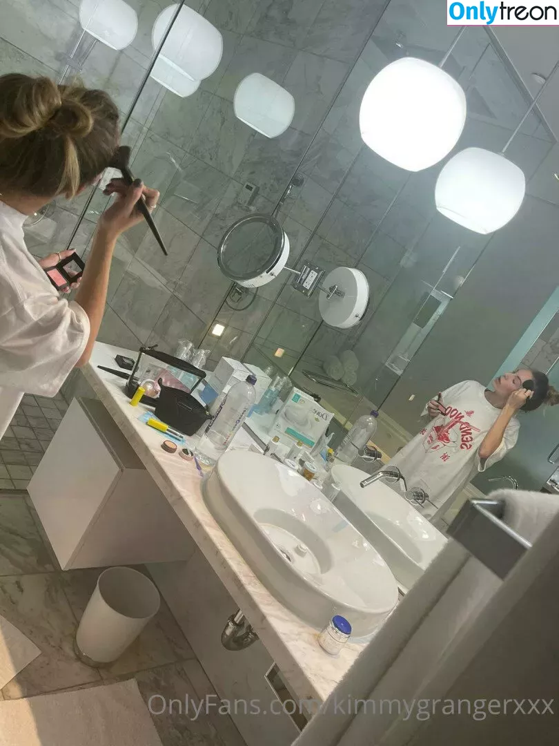 kimmygrangerxxx голая photo #0459 (strangerthangranger)