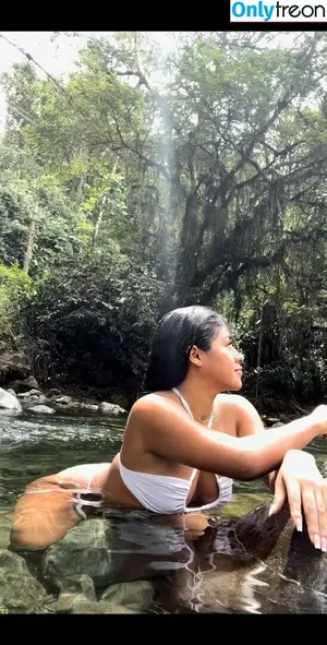 KimRose69 / ErikaLondoño / erikalond21 / erikavl nude photo #0009