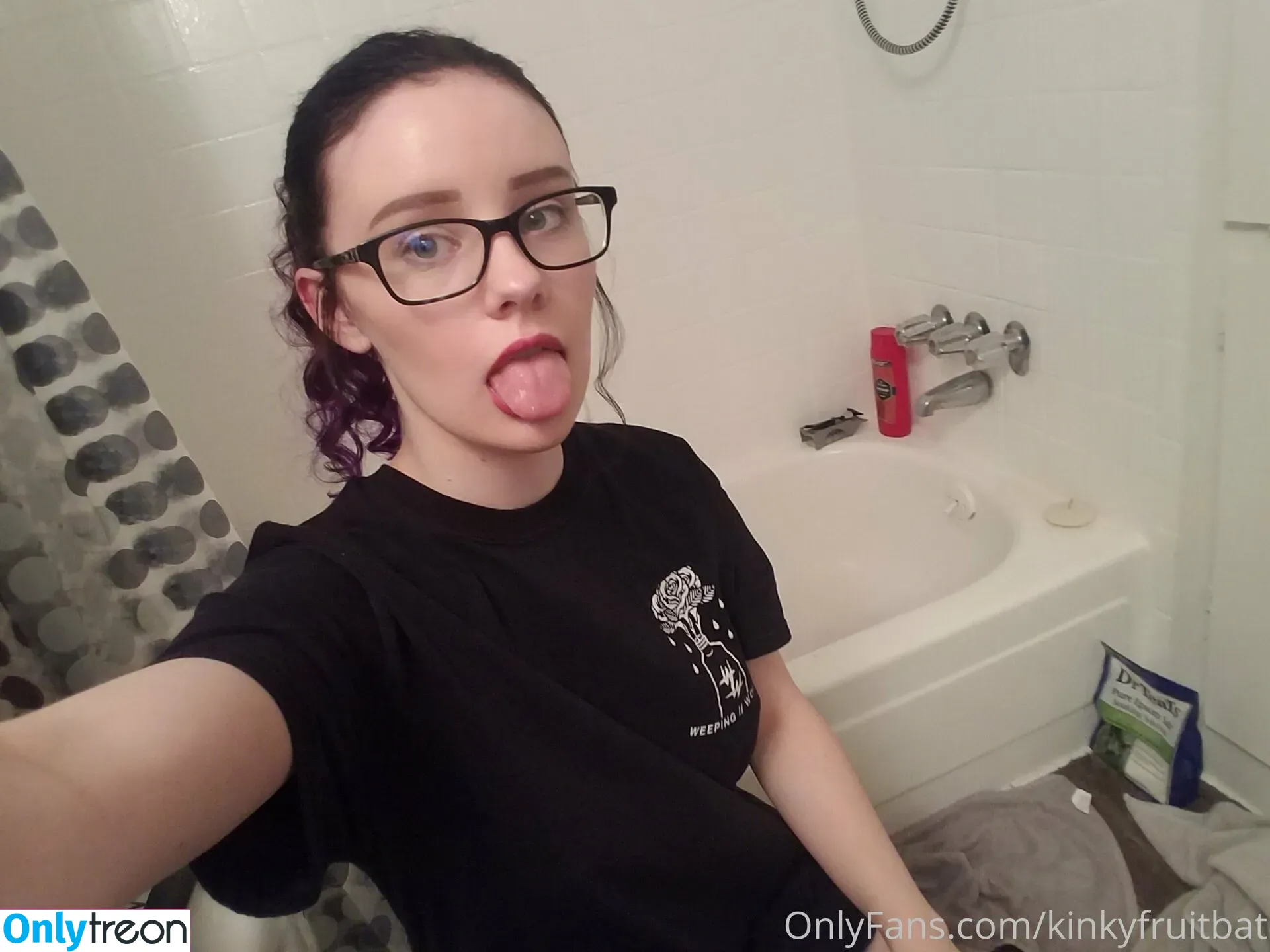 kindlyfruitbat nude photo #0083 (kindlyfruitbat)
