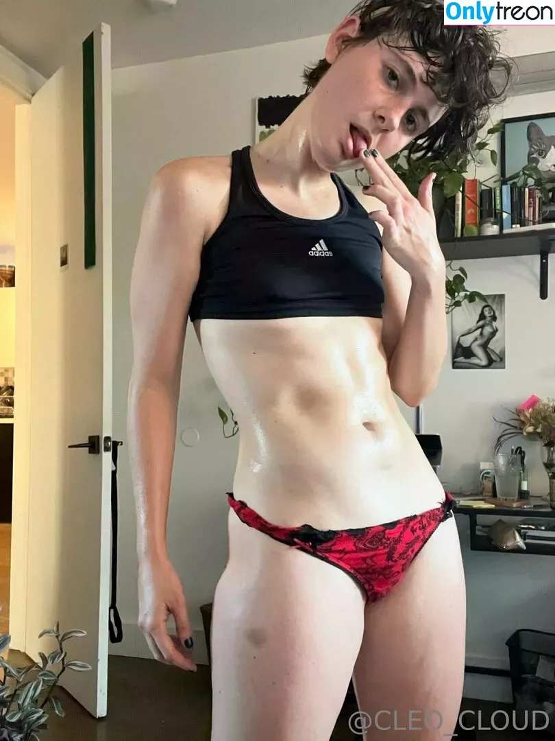 king_leo_cloud nude photo #0011 (wiz__keelifa)