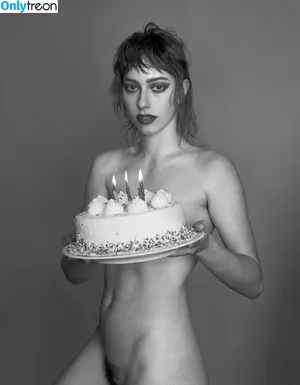 King Princess / KingPrincess69 nude photo #0005