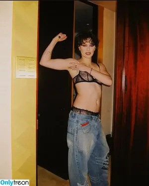 King Princess / KingPrincess69 nude photo #0011