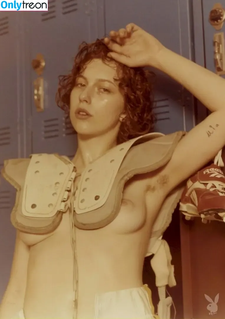 King Princess nude photo #0004 (KingPrincess69)