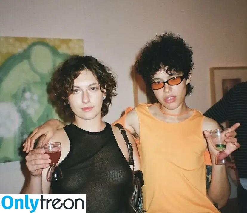 King Princess nude photo #0033 (KingPrincess69)