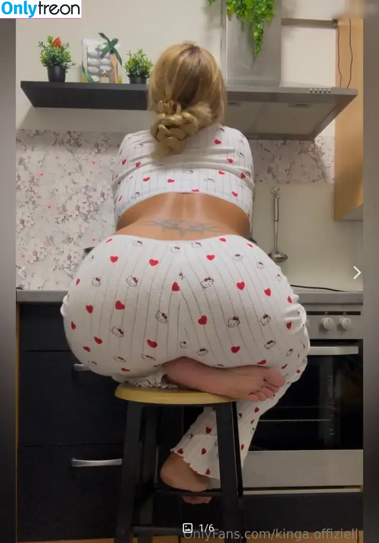 Kinga.Offiziell nude photo #0003 (Kinga.Offiziell)