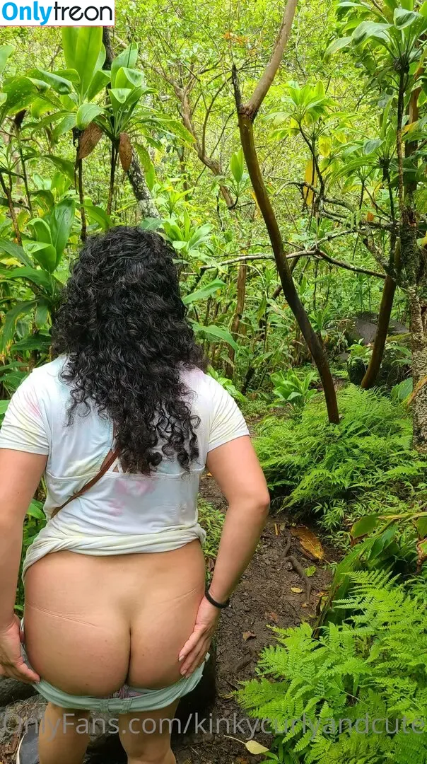 kinkycurlyandcute nude photo #0021 (kinkycurlyandcute)