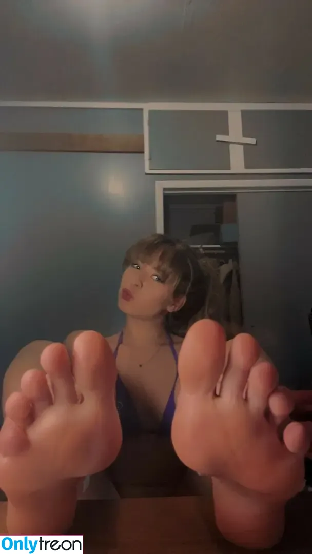 Kinkyvixen nude photo #0023 (kitsyvixenfreepage / knkyvixen)