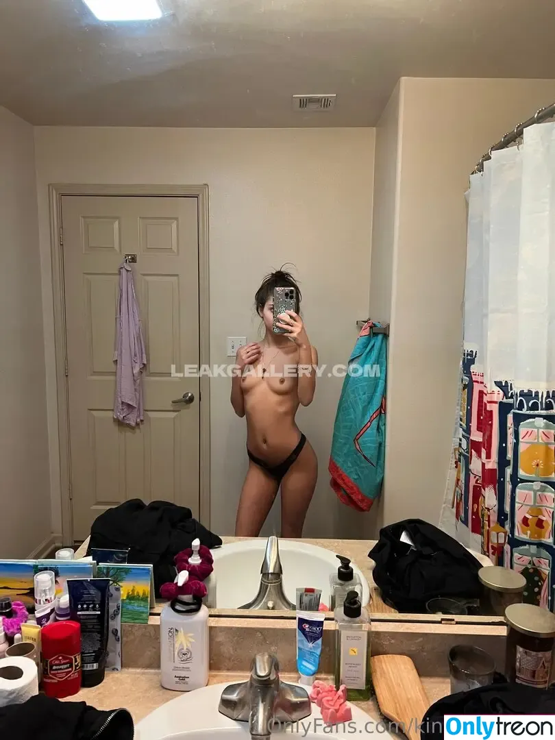 kinsleywyatt1 nude photo #0019 (thekinsleywyatt)