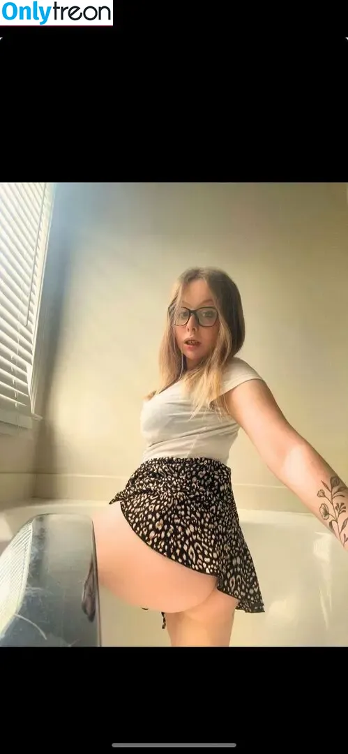 Kinzyyyy nude photo #0007 (SnowBunnyQueen / _kinzyyyy_ / itsskinzyyyy / snowitsskinzy)