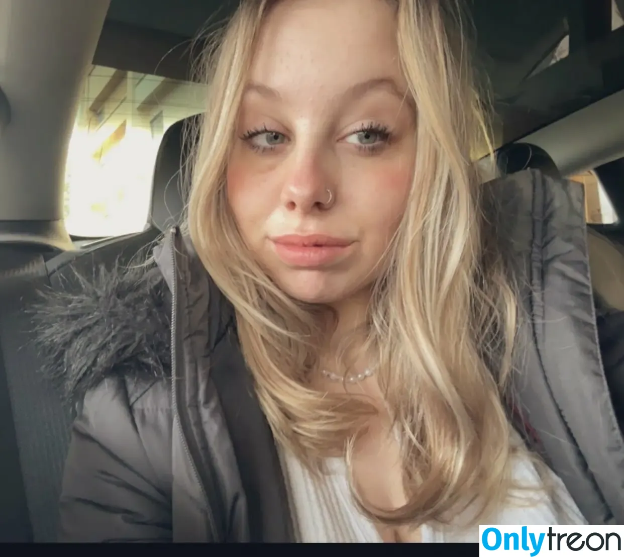 Kinzyyyy nude photo #0032 (SnowBunnyQueen / _kinzyyyy_ / itsskinzyyyy / snowitsskinzy)