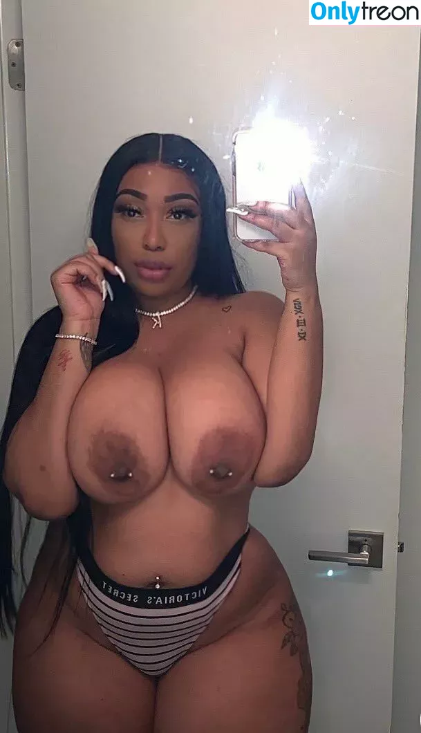 kioruncut nude photo #0014 (kior_us / kiorboobs)