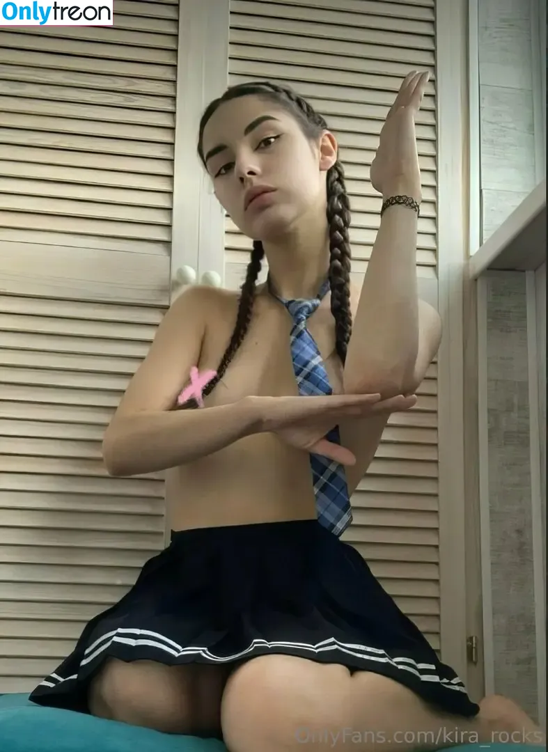 kira_rocks nude photo #0057 (kirarocksthehusky)