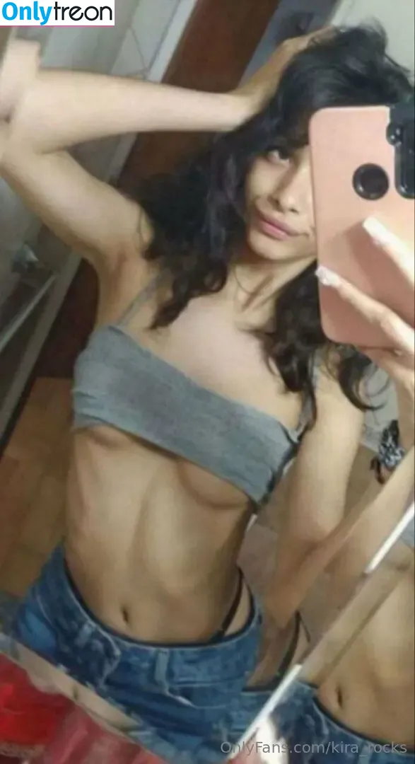 kira_rocks nude photo #0061 (kirarocksthehusky)