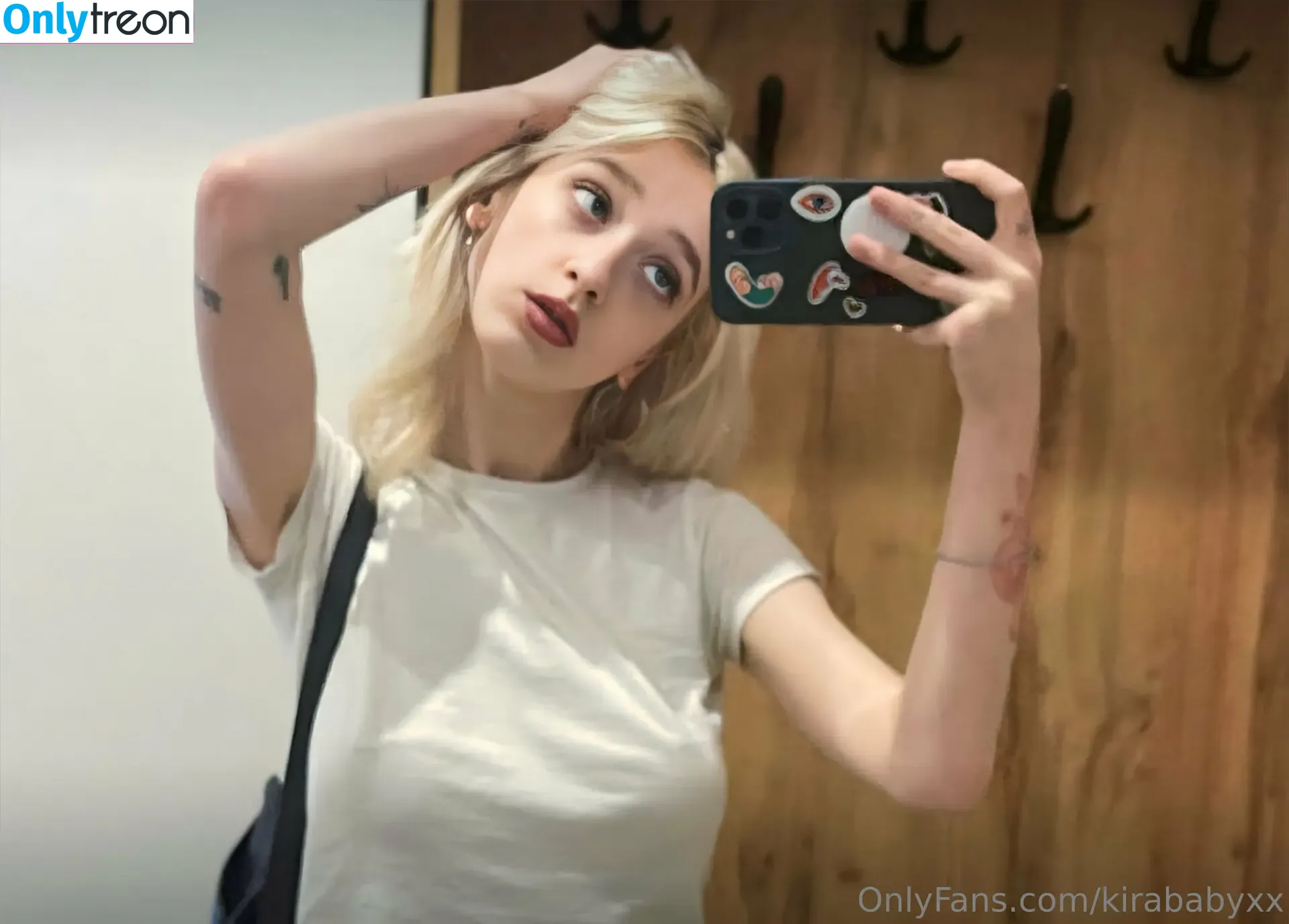kirababyxx голая photo #0015 (kirababyx)