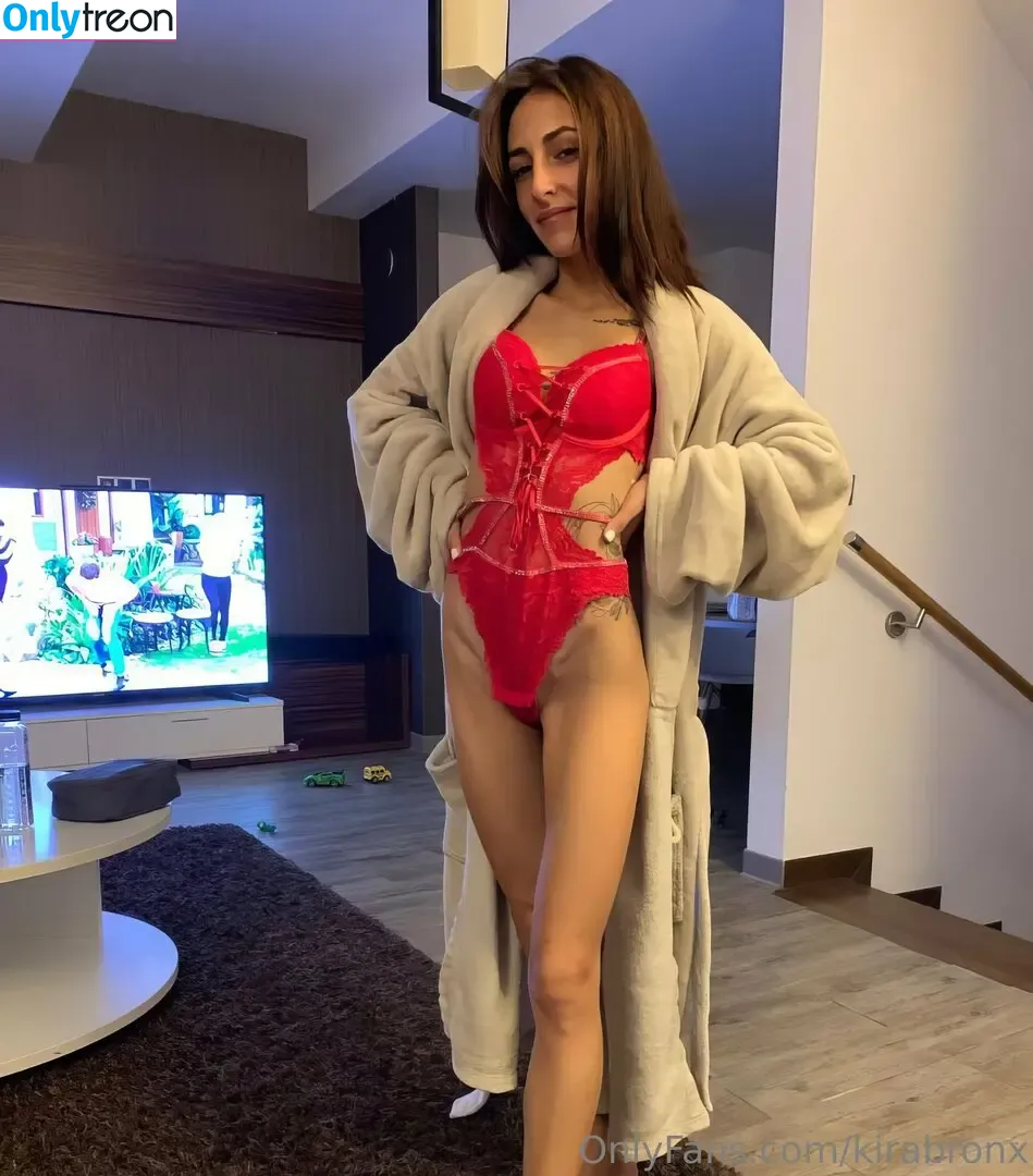 kirabronx голая photo #0011 (kira_brown10)