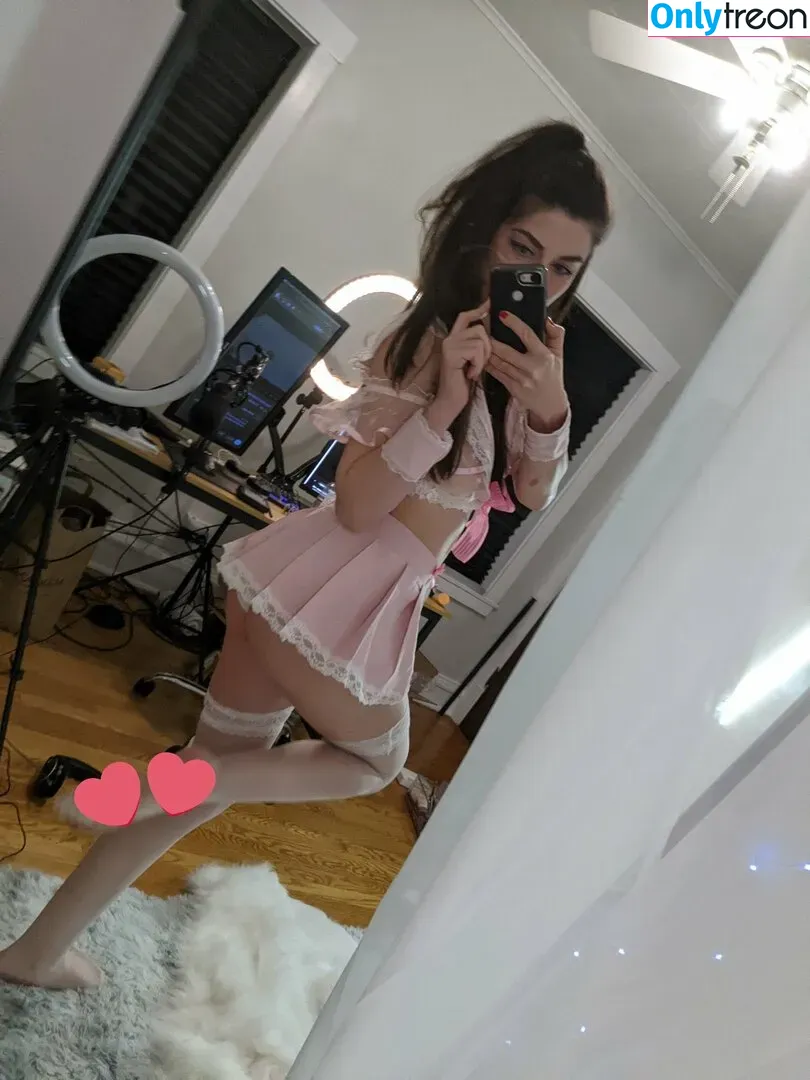 KiraChats голая photo #0017 (formerly Badbunny / kira_chat)