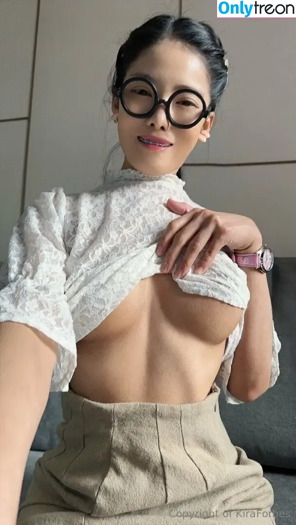 kiraforbes nude photo #0051 (kira.forbes)