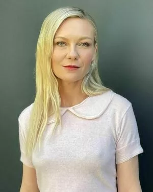 Kirsten Dunst / kirstendunst nude photo #0271