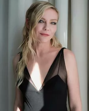 Kirsten Dunst / kirstendunst nude photo #0311