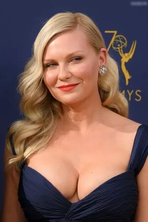 Kirsten Dunst / kirstendunst nude photo #0330