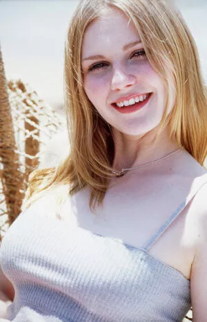 Kirsten Dunst / kirstendunst nude photo #0371