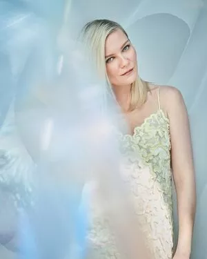 Kirsten Dunst / kirstendunst фото голая #0440