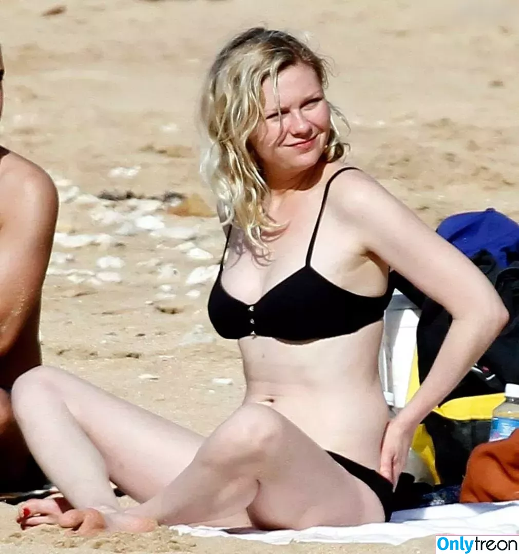 Kirsten Dunst голая photo #0432 (kirstendunst)