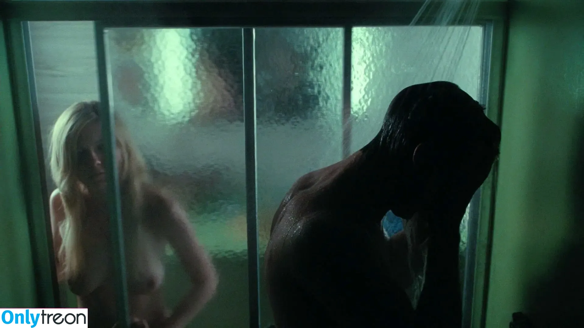 Kirsten Dunst nude photo #0609 (kirstendunst)