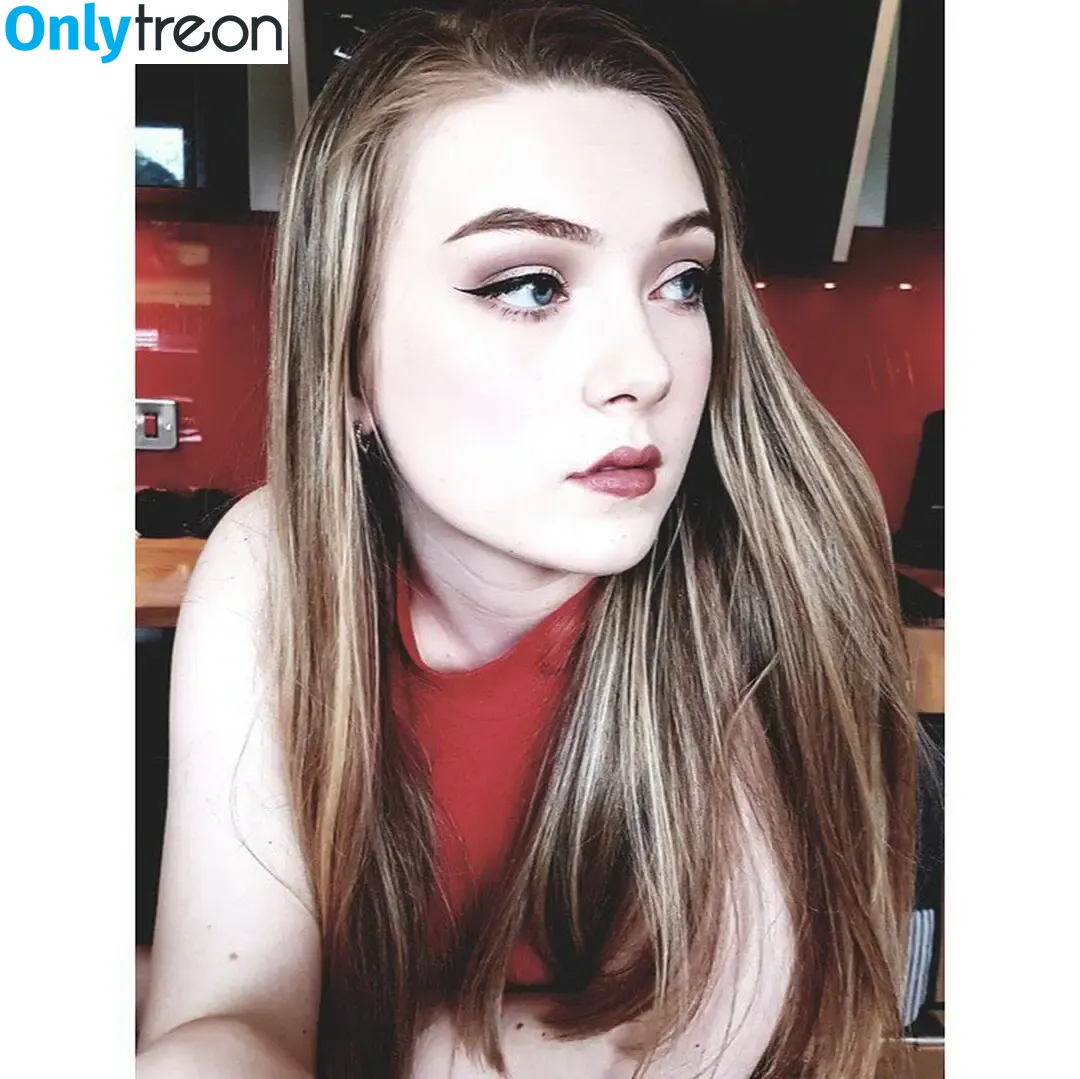 Kirsten Minnery-laing голая photo #0008 (kirstenminnerylaing / kirstenml / kirstenmlx)