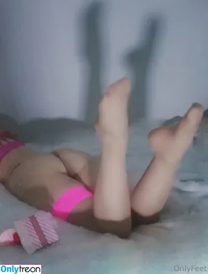 Kirsten Ria / Kirstenriaa / WhatCulture nude photo #0475