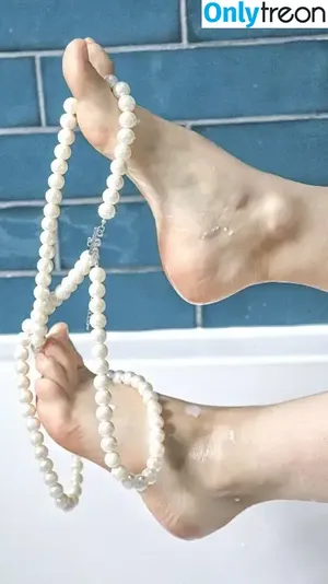 Kirsten Ria / Kirstenriaa / WhatCulture nude photo #0500