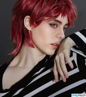 Kirsten Ria / Kirstenriaa / WhatCulture nude photo #0554