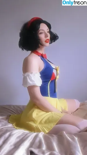 Kirsten Ria / Kirstenriaa / WhatCulture nude photo #0636