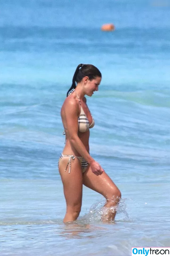 Kirsty Gallacher голая photo #0125 (gallacherkirsty)