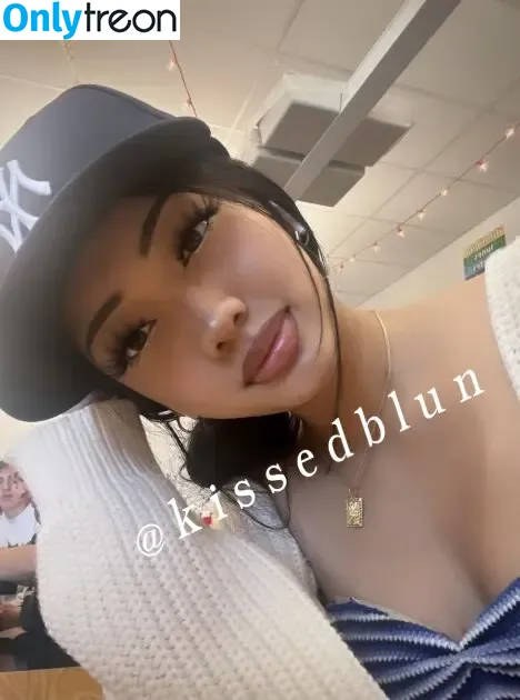 Kissedblun_ nude photo #0004 (Kissedblvnt / kisspink)
