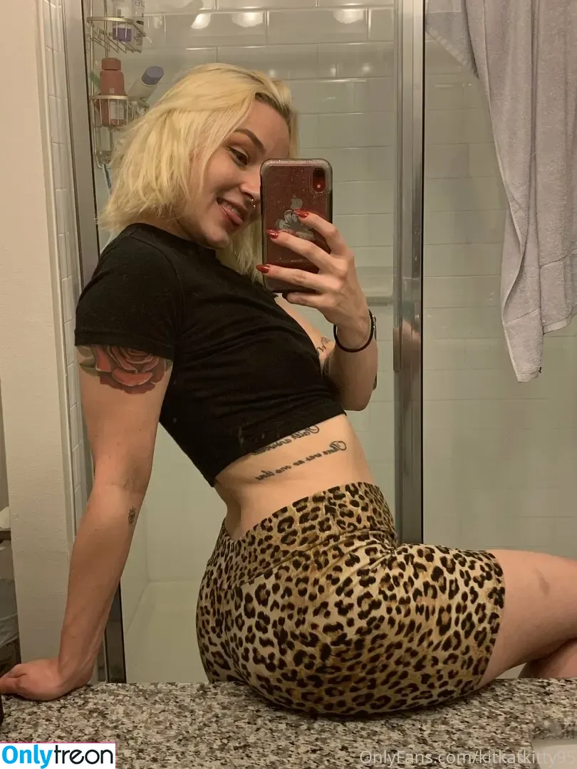 kitkatkitty95 nude photo #0002 (katkit95)