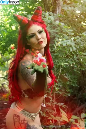 kitsune_foreplay / kitsune_owo_cosplay nude photo #0006